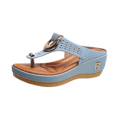 Ocean View Platforms: Non-Slip Summer Sandals for Ladies 2024