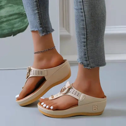 Ocean View Platforms: Non-Slip Summer Sandals for Ladies 2024