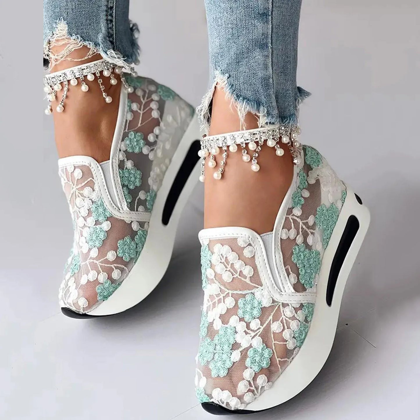 Floral Comfort Thick Sole Shoes: Breathable Mesh Sneakers for Women