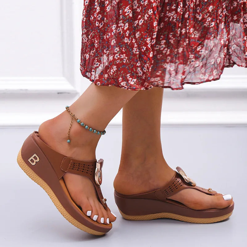 Ocean View Platforms: Non-Slip Summer Sandals for Ladies 2024