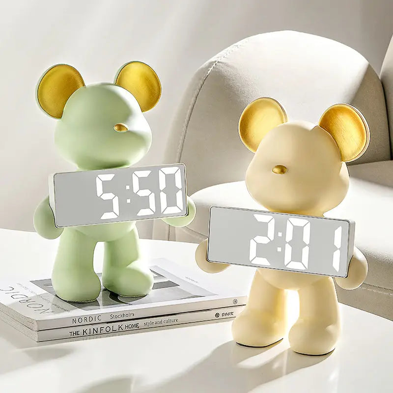 Elegant Bear Clock Sculpture: Entrance & Living Room Decoration