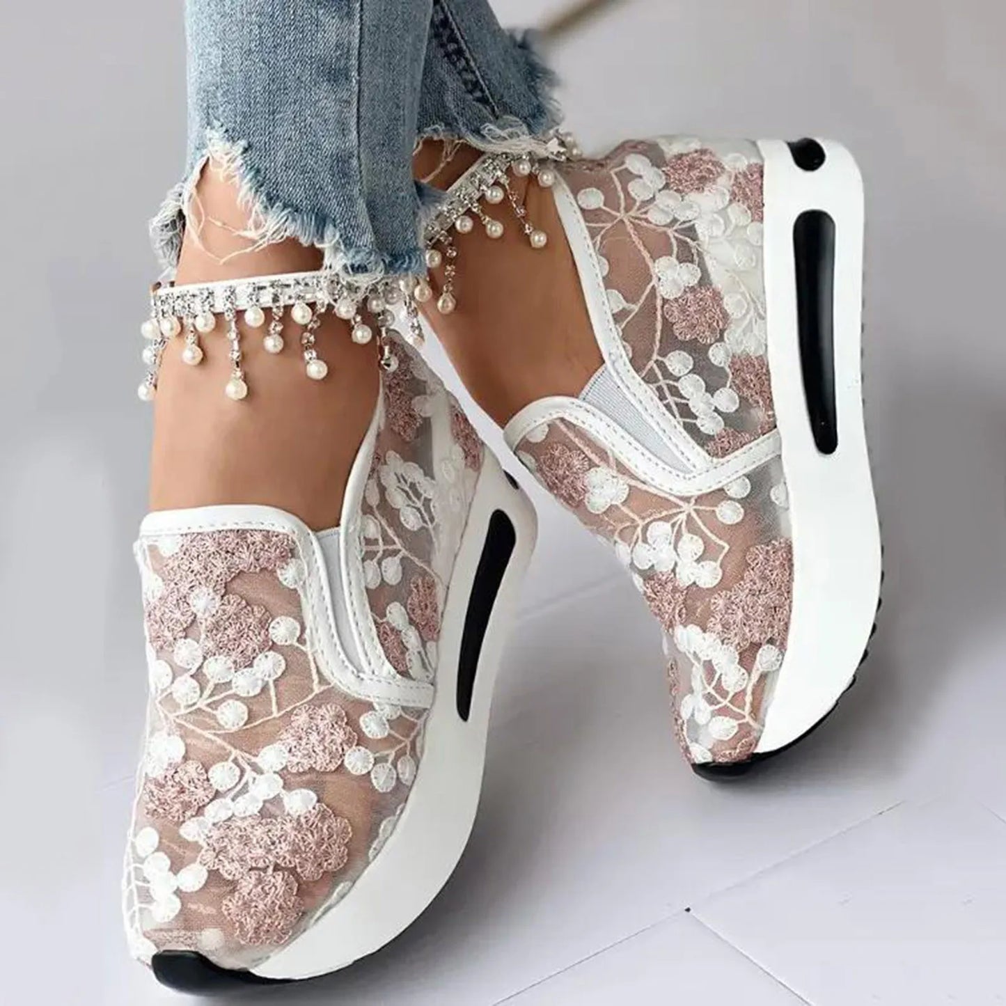 Floral Comfort Thick Sole Shoes: Breathable Mesh Sneakers for Women