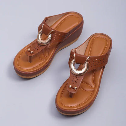 Ocean View Platforms: Non-Slip Summer Sandals for Ladies 2024